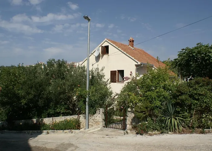 Seaside Holiday House Mavarstica, Ciovo - 2788 Ferienhaus Trogir