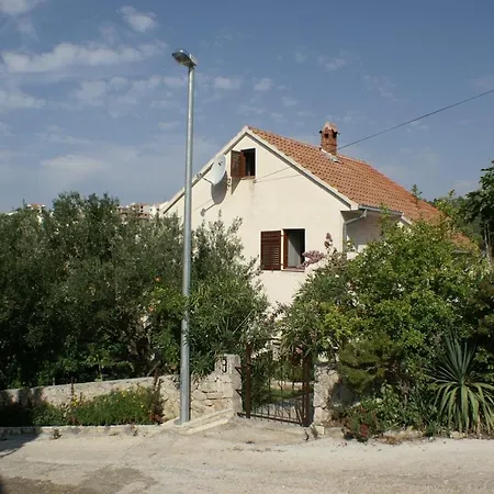 Seaside House Mavarstica, Ciovo - 2788 Hébergement de vacances Trogir